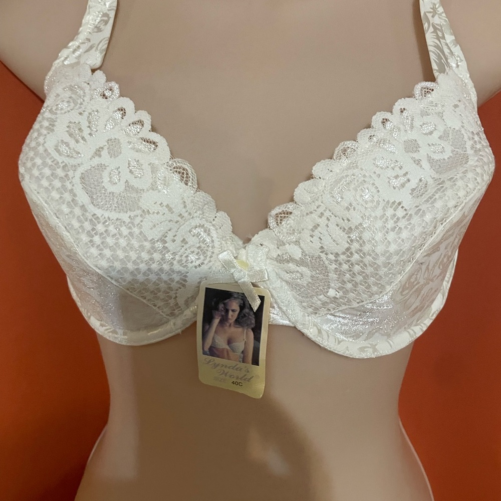 Elegant Lace Underwire white Bra -